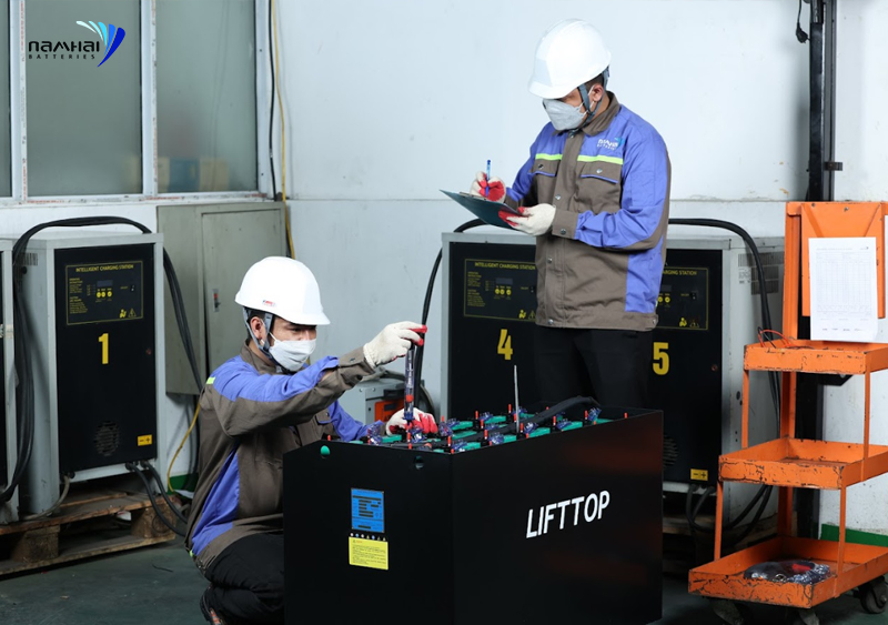 Hỗ trợ kỹ thuật và tư vấn chuyên sâu cho doanh nghiệp